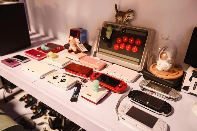 戏正名的大学老师pg电子入口为游(图6) 戏正名的大学老师pg电子入口为游(图6)